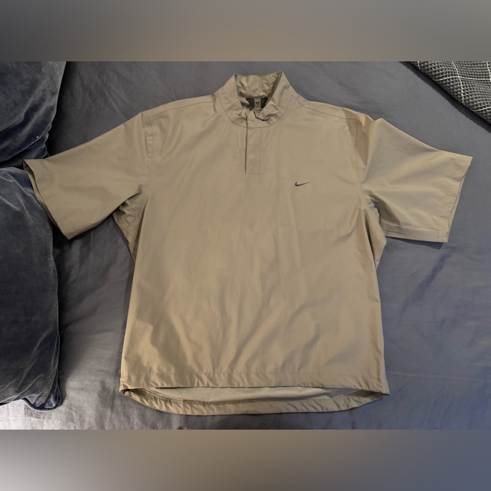 Men’s Nike Golf Storm Fit Short Sleeve Pullover Size L